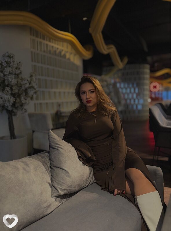Эля, 26, Москве — анкета №1429500