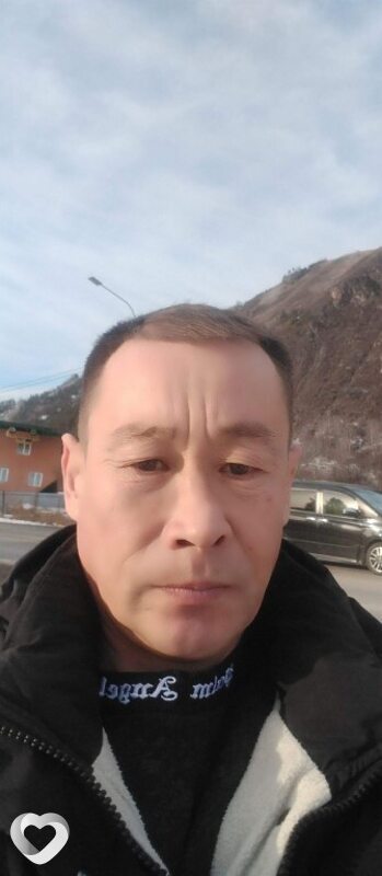 Максим, 46, Горно-Алтайске — анкета №1429922