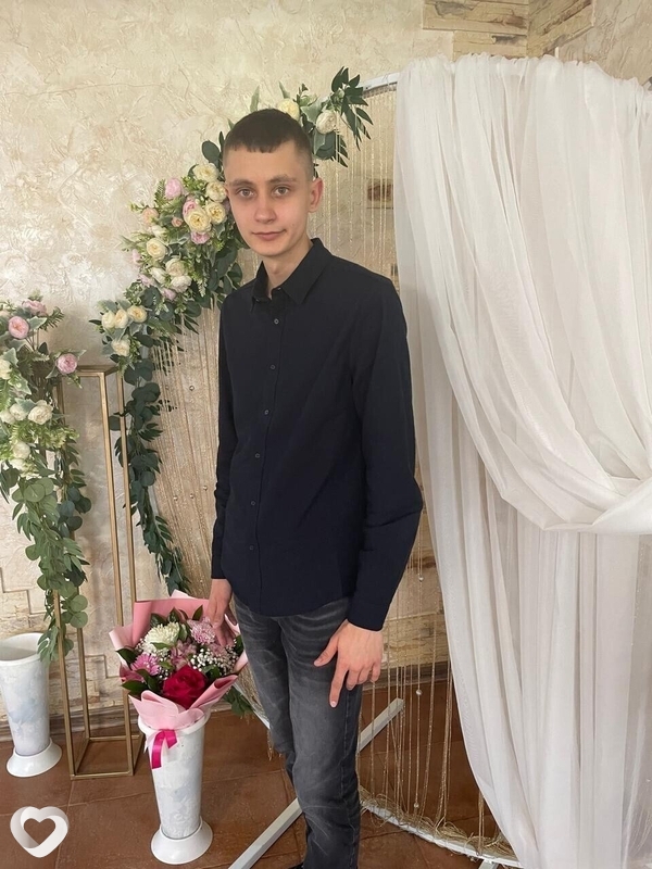 Дмитрий, 22, Омске — анкета №1430230
