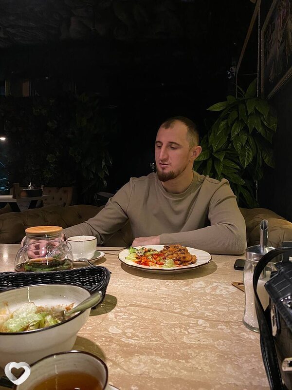 Омар, 31, Москве — анкета №1430889