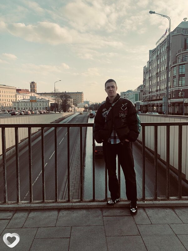 Владислав, 21, Москве — анкета №1432240