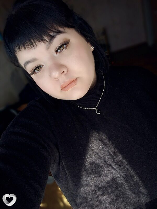 Марина, 23, Омске — анкета №1432910