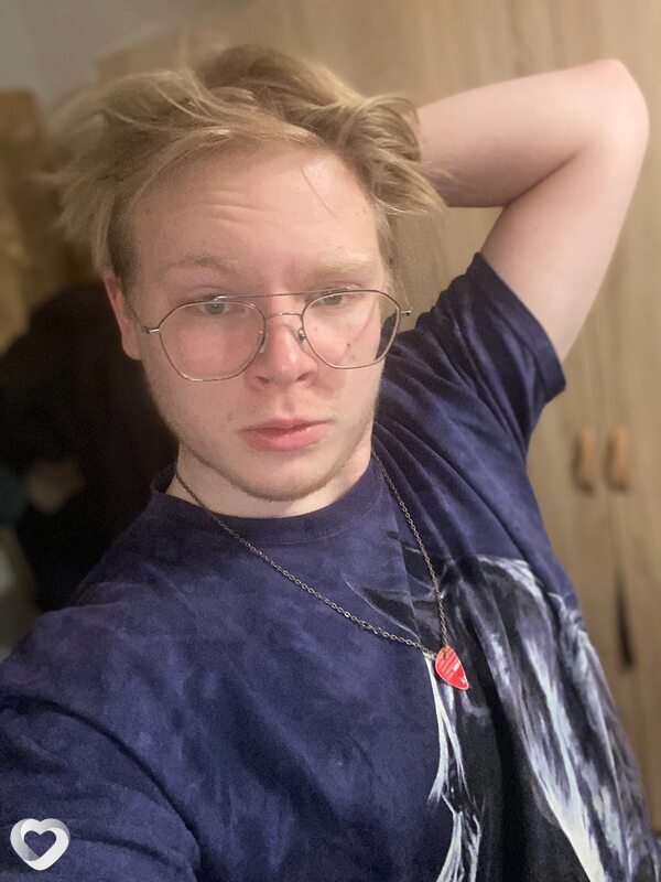 Константин, 22, Ростове-на-Дону — анкета №1432687