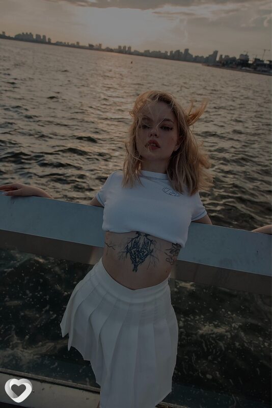 Анна, 20, Троицке — анкета №1432866