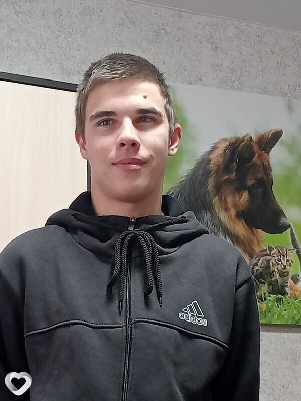 Влад, 20, Саратове — анкета №1433078