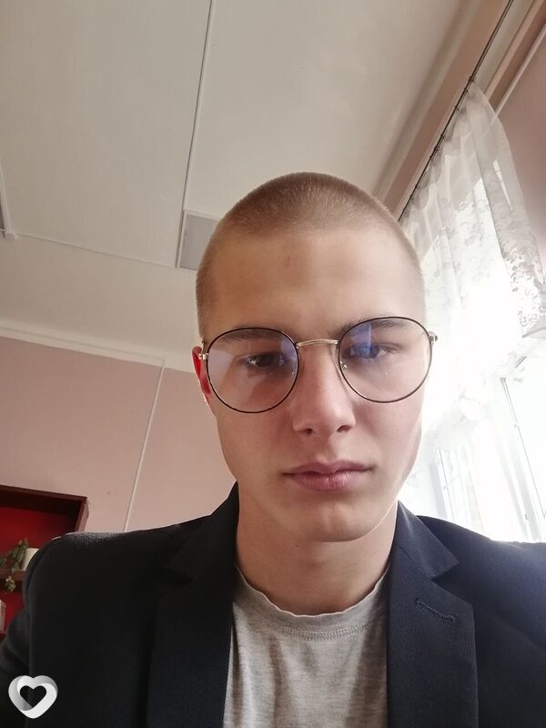Максим, 20, Санкт-Петербурге — анкета №1433211