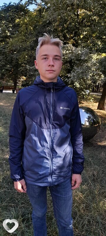 Александр, 23, Москве — анкета №1435357