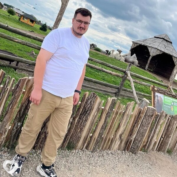 Артем, 31, Слуцке — анкета №1435812