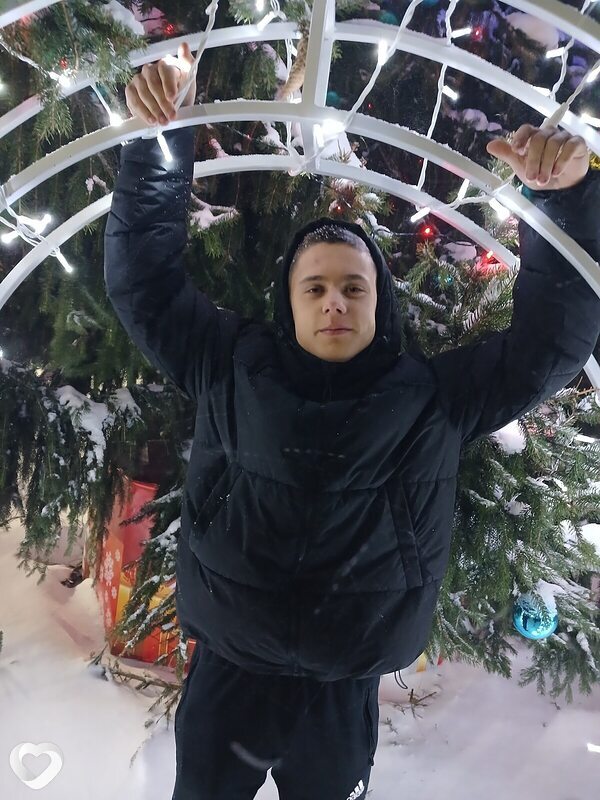 Михаил, 23, Воронеже — анкета №1435982