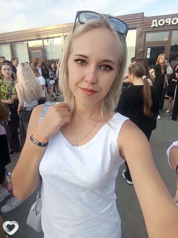 Юлия, 26, Барнауле — анкета №1436353