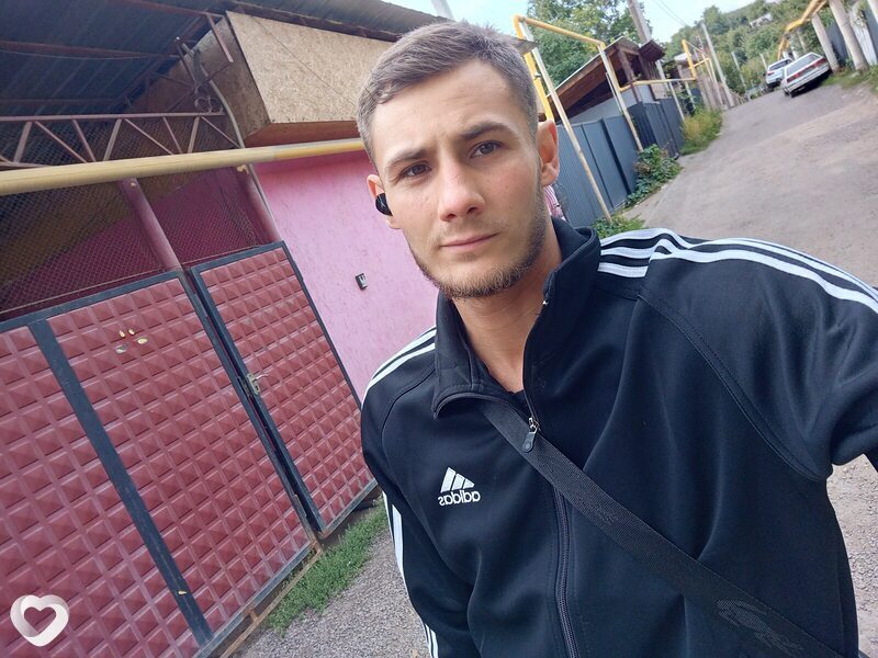 Гриша, 26, Алматы — анкета №1436423