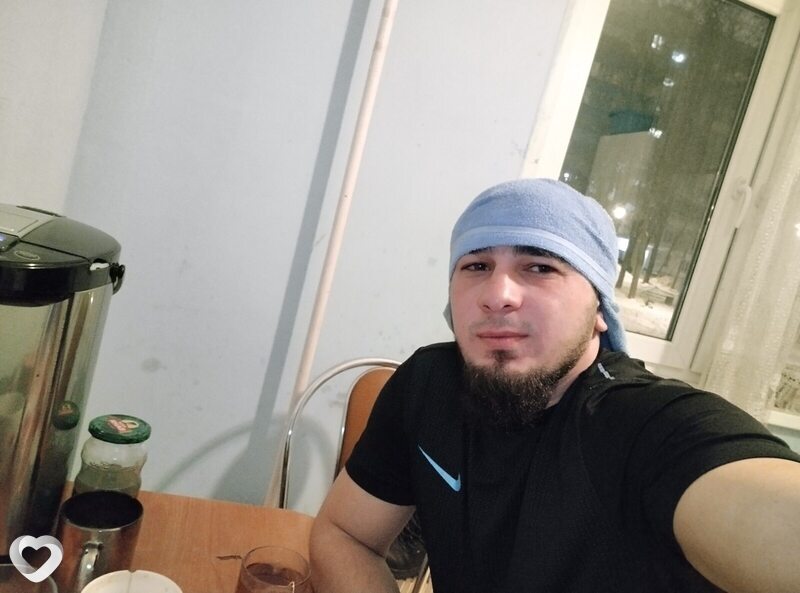 Юнус, 29, Москве — анкета №1436793