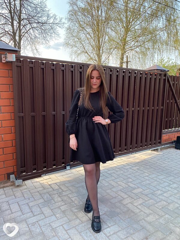 Арина, 21, Коломне — анкета №1436890