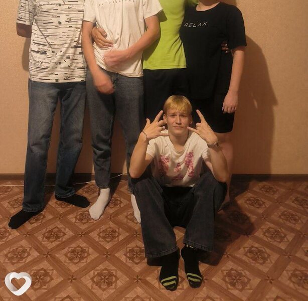 Александр, 20, Брянске — анкета №1437063