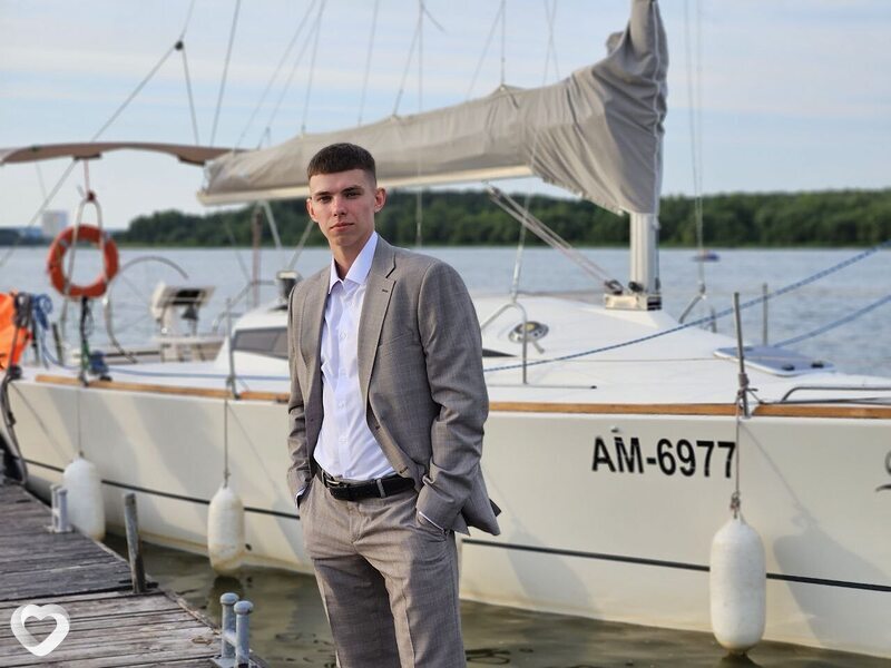 Константин, 23, Бобруйске — анкета №1437306
