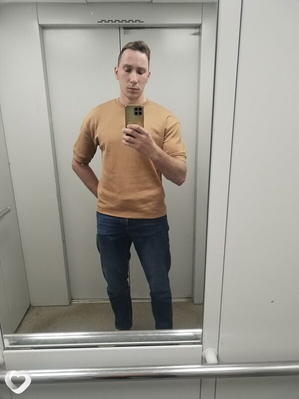 Артем, 26, Минске — анкета №1437412