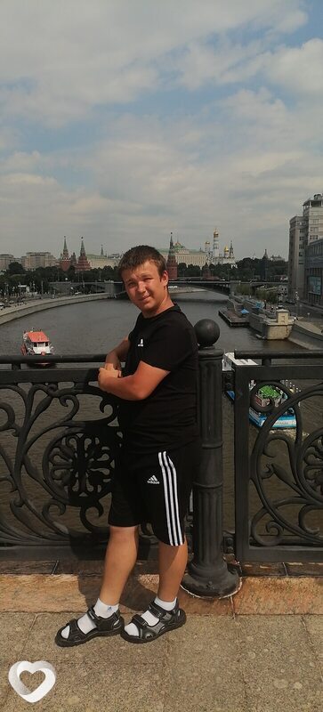 Виталий, 21, Рязани — анкета №1438071