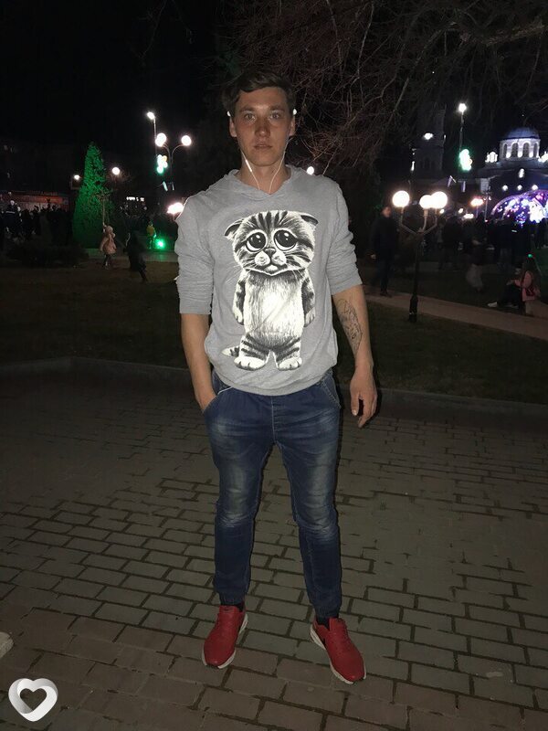 Витя, 28, Саках — анкета №1438253