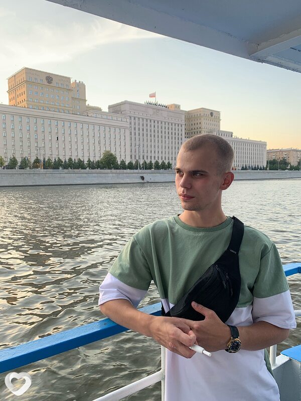 Вячеслав, 25, Москве — анкета №1438270