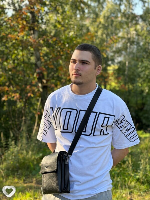 Макс, 23, Москве — анкета №1438979