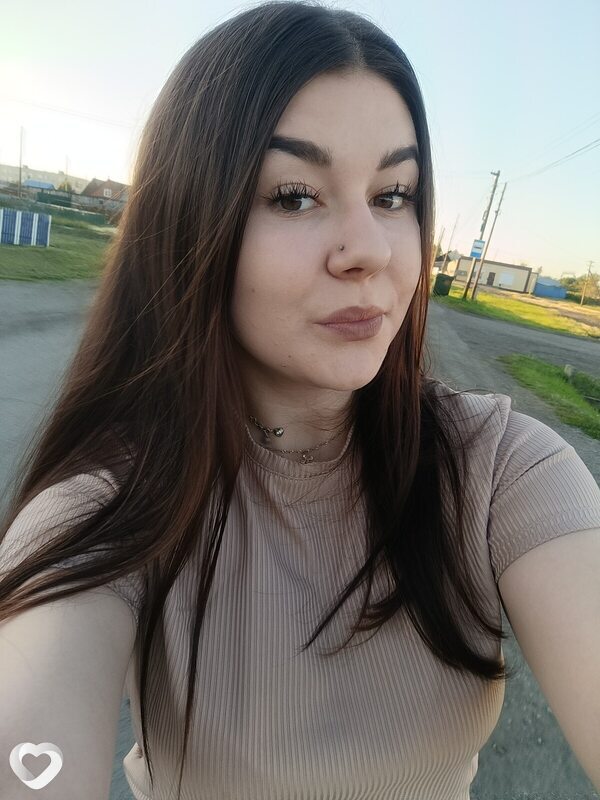 Виктория, 20, Омске — анкета №1441604