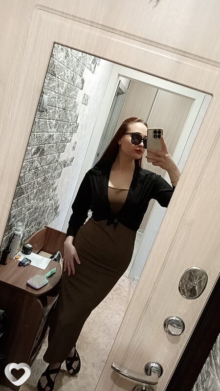 Виктория, 22, Артеме — анкета №1440891