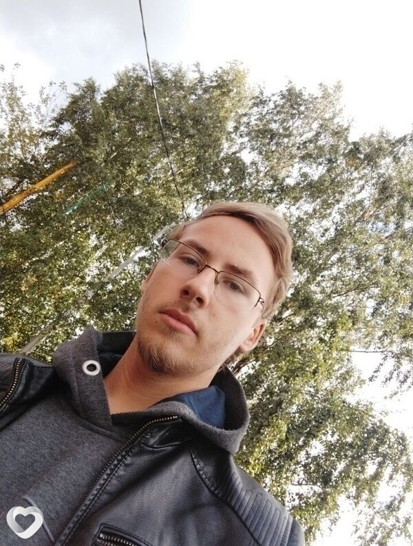 Виктор, 22, Москве — анкета №1442613