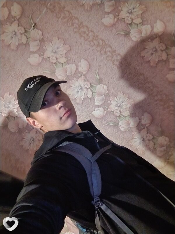 Роман, 22, Рубцовске — анкета №1443221