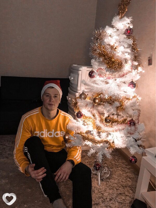 Александр, 24, Томске — анкета №1443385