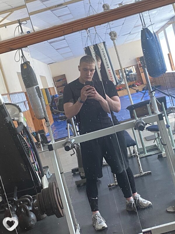 Кирилл, 21, Екатеринбурге — анкета №1443758