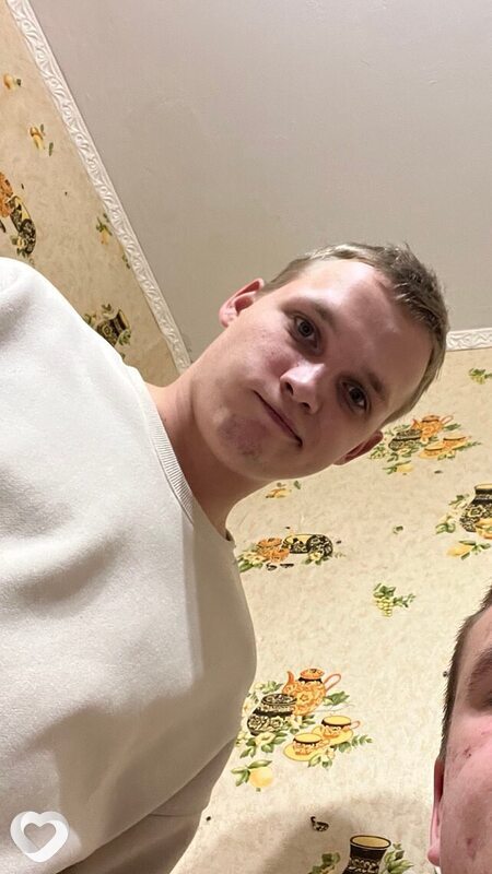 Макс, 21, Череповце — анкета №1444486