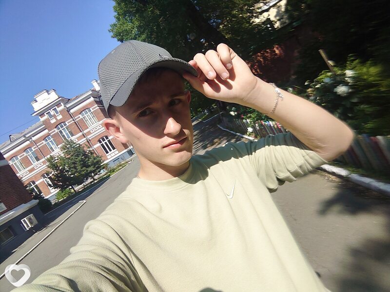 Степан, 21, Уссурийске — анкета №1444701