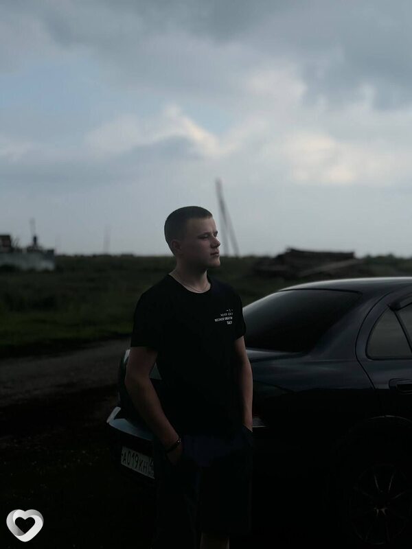 Артём, 20, Кургане — анкета №1445393