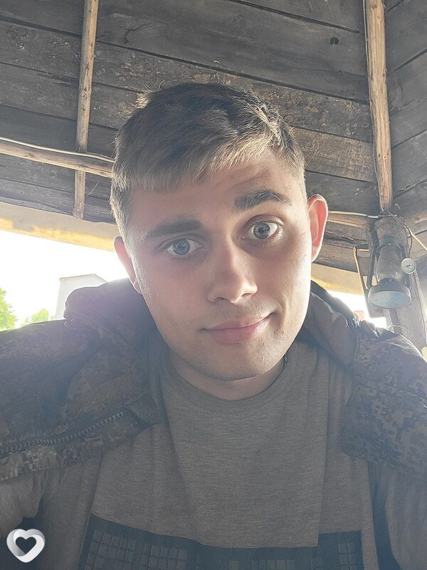 Влад, 23, Калининграде — анкета №1445394