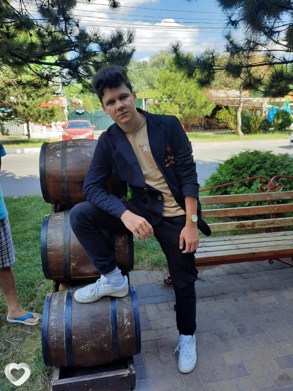 Сергей, 21, Ульяновске — анкета №1445497