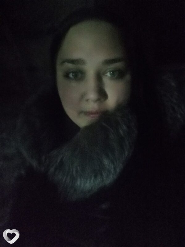 Карина, 26, Луганске — анкета №1447397