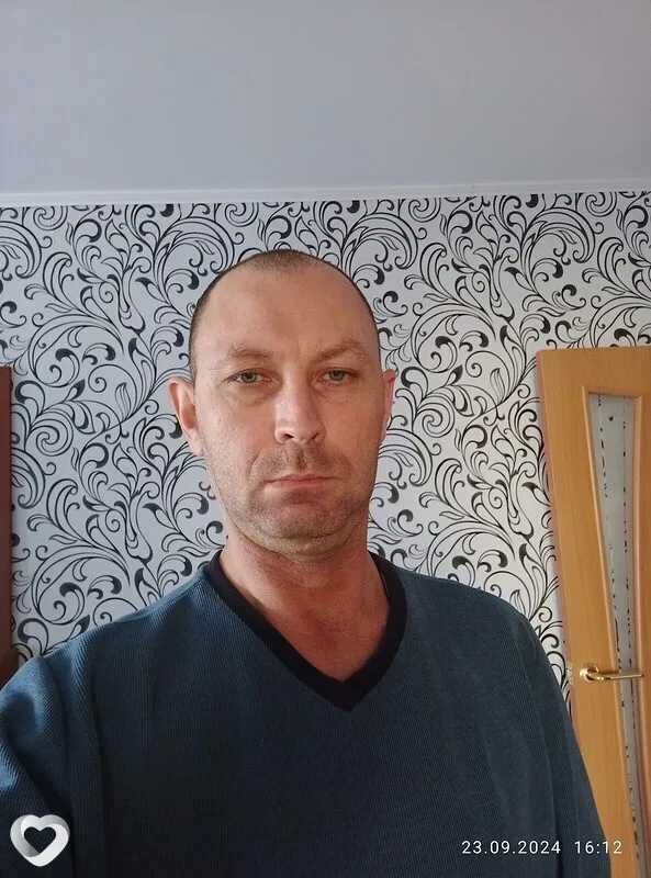 Михаил, 44, Бийске — анкета №1447460