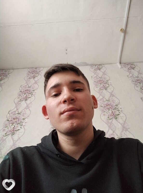 Стас, 20, Осиповичах — анкета №1447866