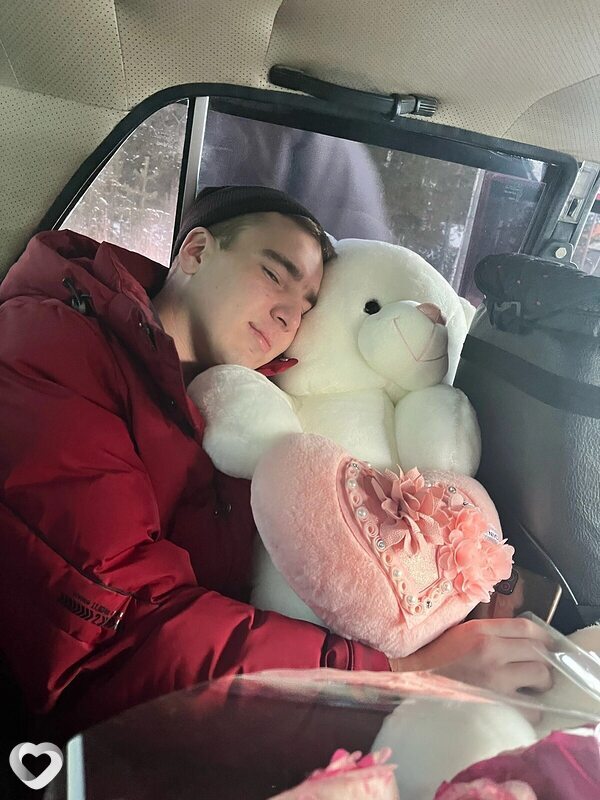 Рустам, 24, Югорске — анкета №1447623
