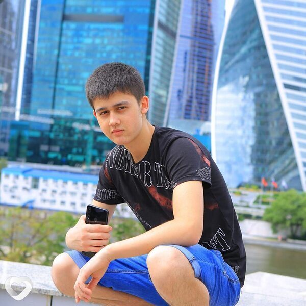 Денис, 25, Москве — анкета №1447794