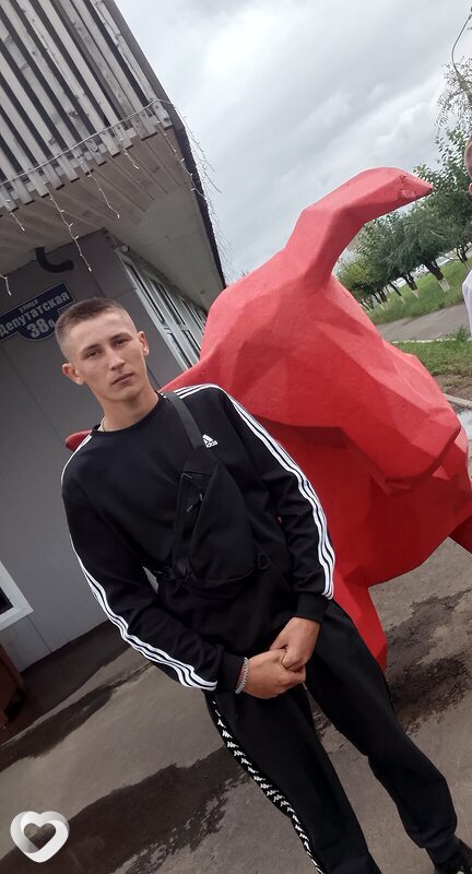 Кирилл, 19, Братске — анкета №1448715