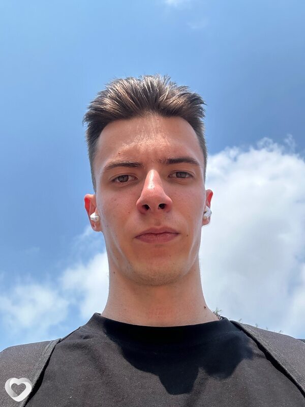 Арсений, 24, Иркутске — анкета №1448976