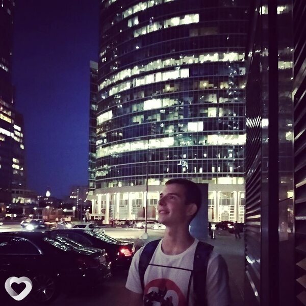 Виктор, 25, Москве — анкета №1449433