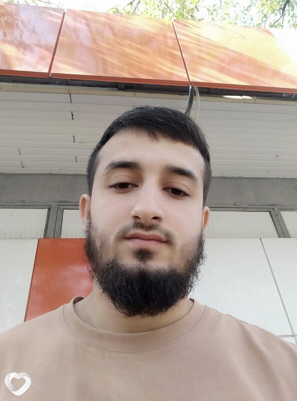 Максим, 25, Москве — анкета №1449484