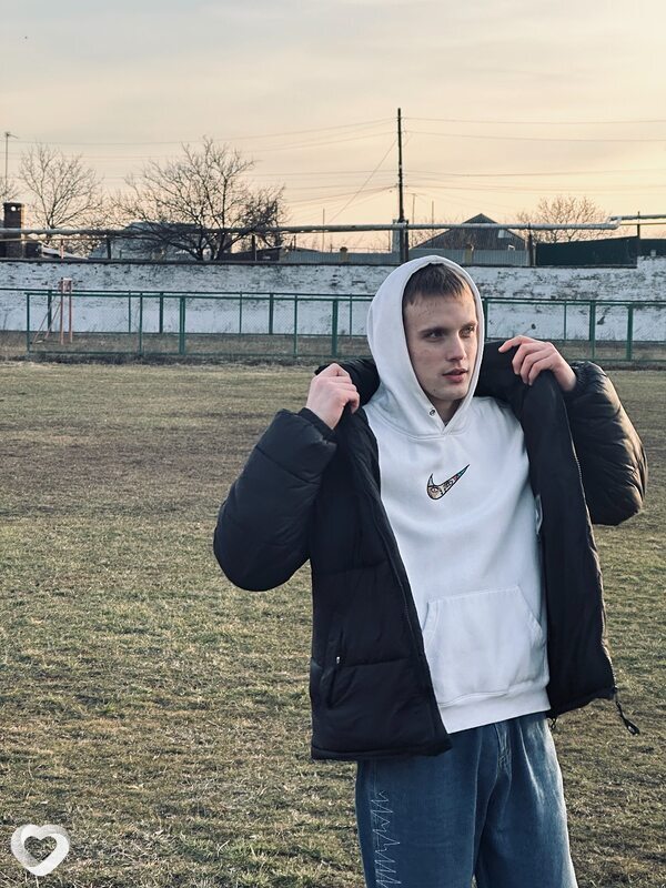 Лев, 23, Москве — анкета №1451046