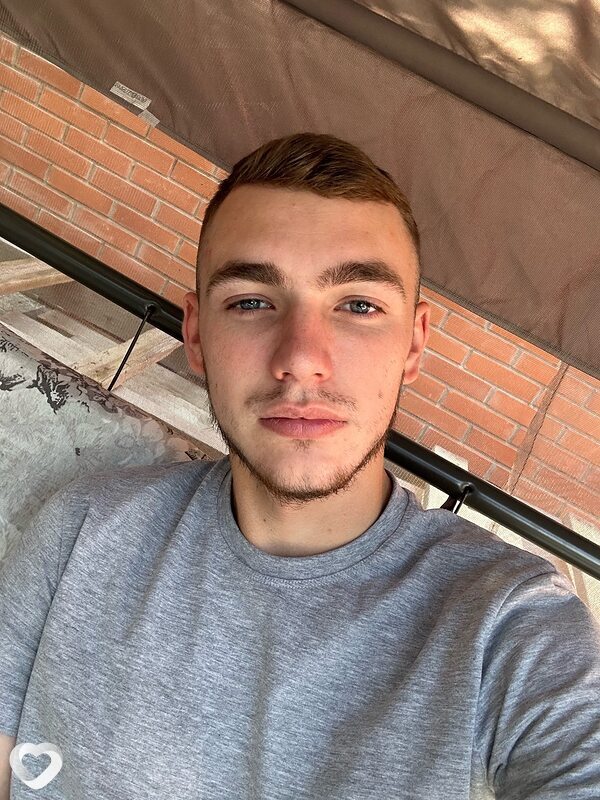 Артем, 26, Новосибирске — анкета №1451812