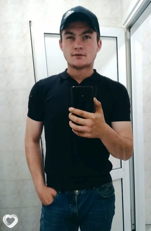Иван, 27, Москве — анкета №2097559