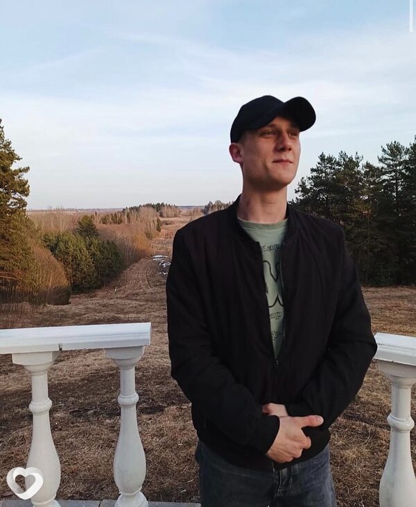 Артём, 24, Электростали — анкета №1452224