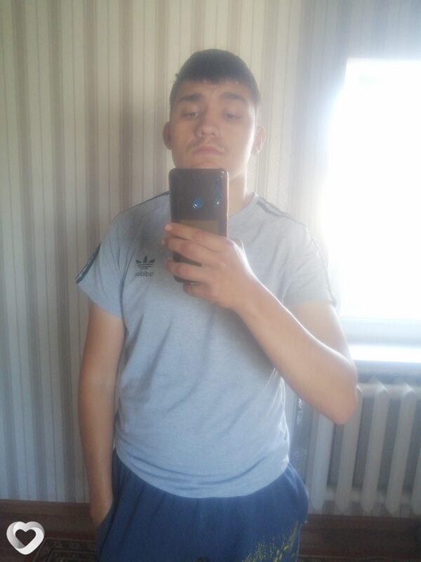 Евгений, 22, Гродно — анкета №1452232