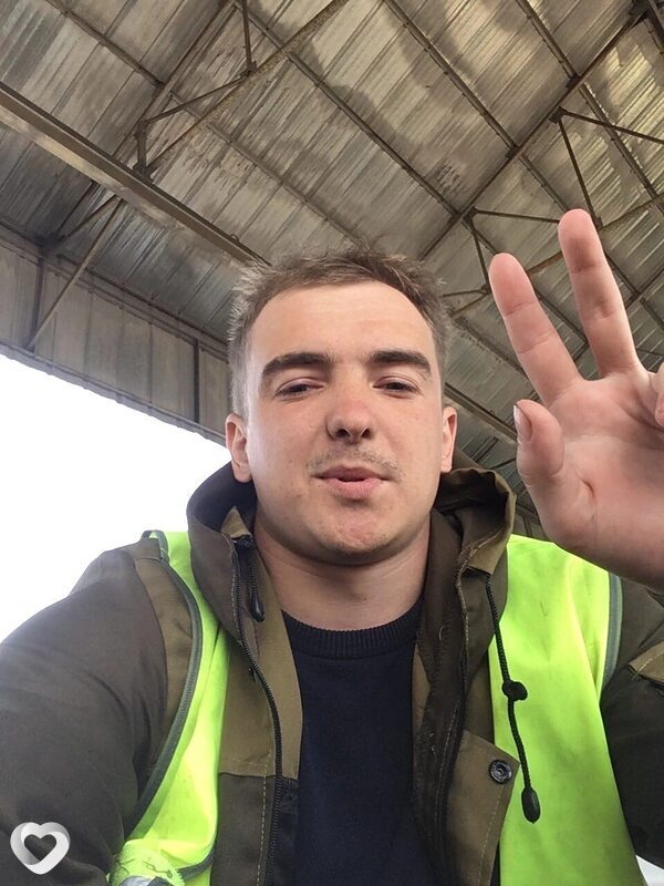 Артемий, 29, Петрозаводске — анкета №1452432